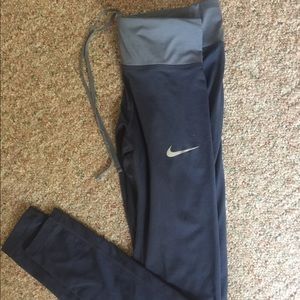 Two tone nike leggings